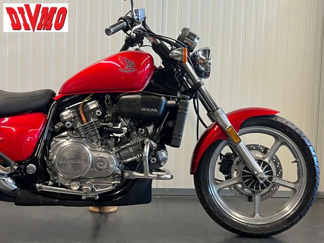 honda - vf-700-c-supermagna