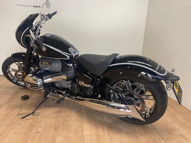 bmw - r-18