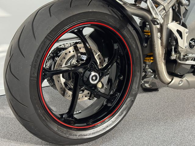 triumph - speed-triple-rs