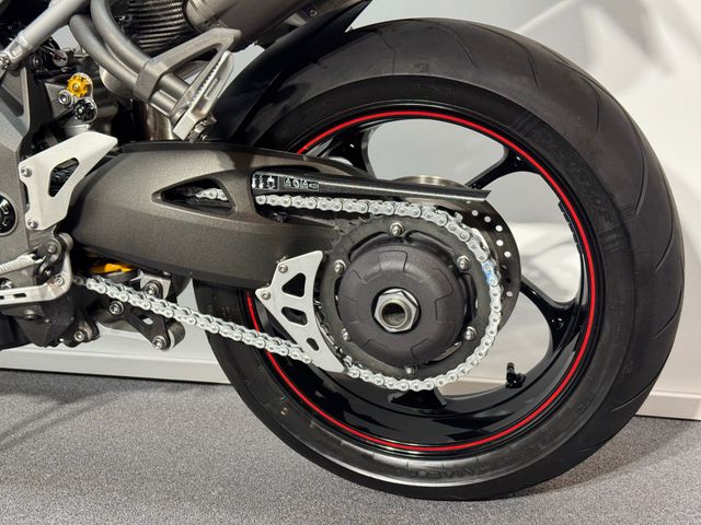 triumph - speed-triple-rs