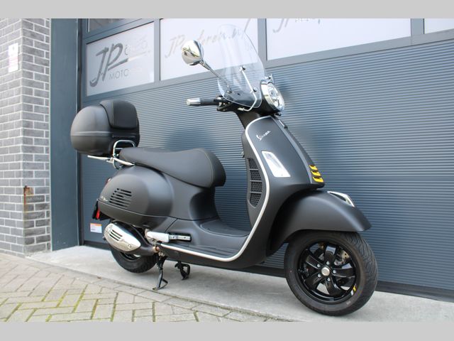 piaggio - gts-touring-300