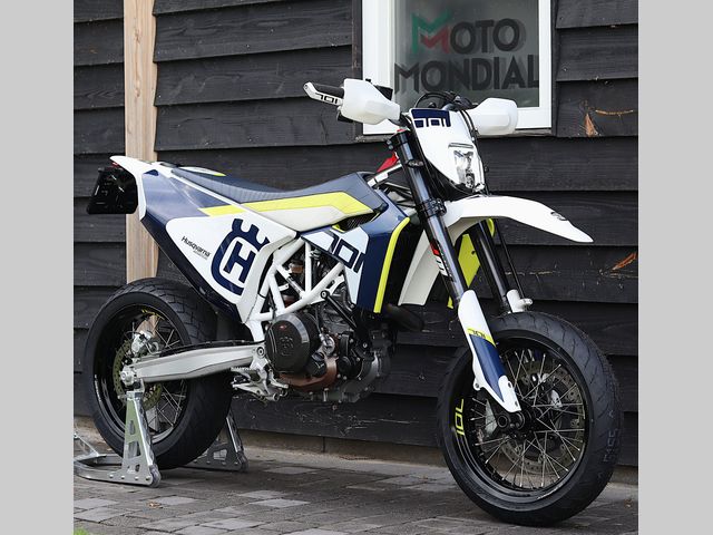 husqvarna - 701-supermoto