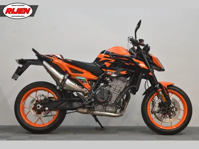 KTM 890 DUKE GP – foto 2