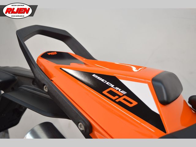 ktm - 890-duke-gp
