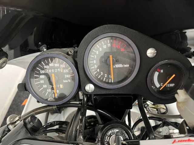 suzuki - rgv-250