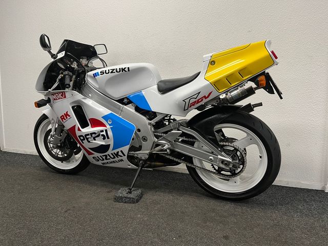 suzuki - rgv-250