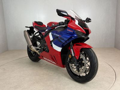 HONDA CBR 1000 RR-R FIREBLADE – foto 2