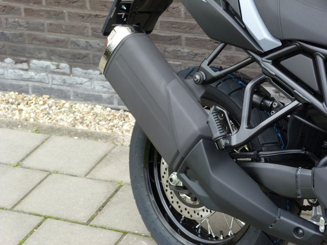 suzuki - v-strom-800-de