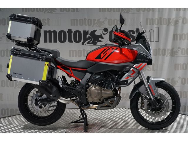 QJMOTOR - srt-600-sx-touring