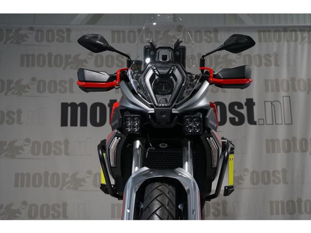 QJMOTOR - srt-600-sx-touring