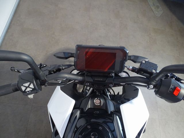 ktm - 390-duke-abs