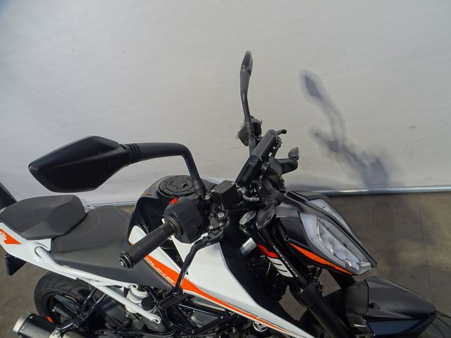 ktm - 390-duke-abs