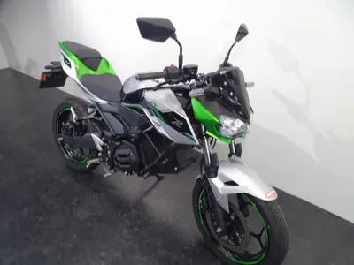 KAWASAKI Z E-1 – foto 2