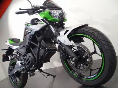KAWASAKI Z E-1 – foto 4