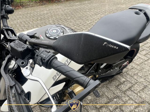 ducati - hypermotard-796