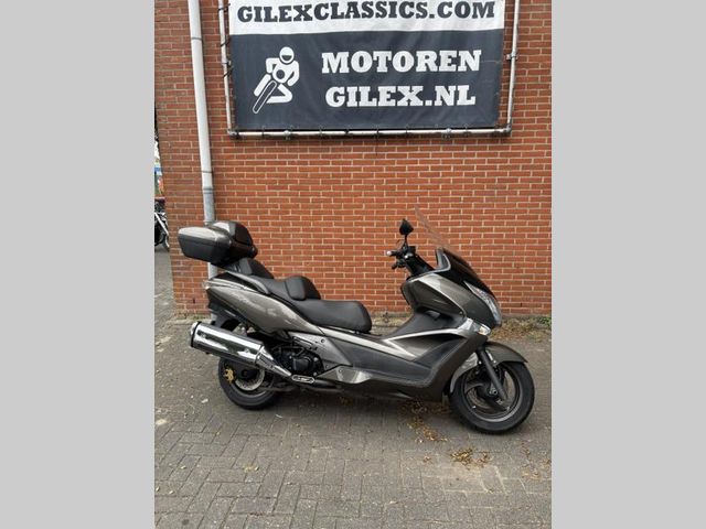 honda - silver-wing-600-abs