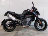 KTM 890 DUKE