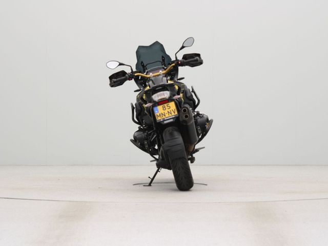 bmw - r-1250-gs-40-years-gs-edition