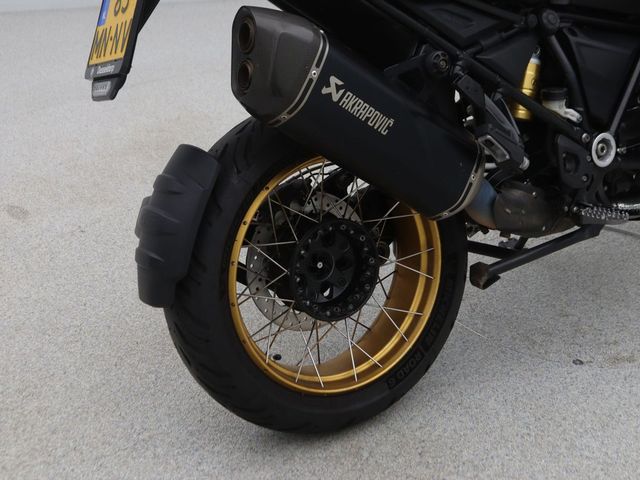 bmw - r-1250-gs-40-years-gs-edition