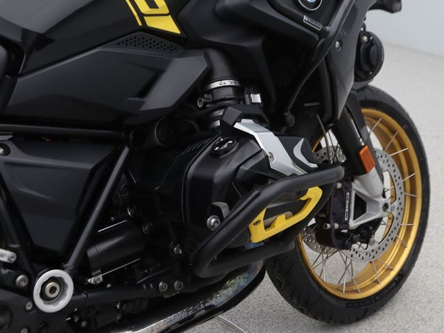 bmw - r-1250-gs-40-years-gs-edition