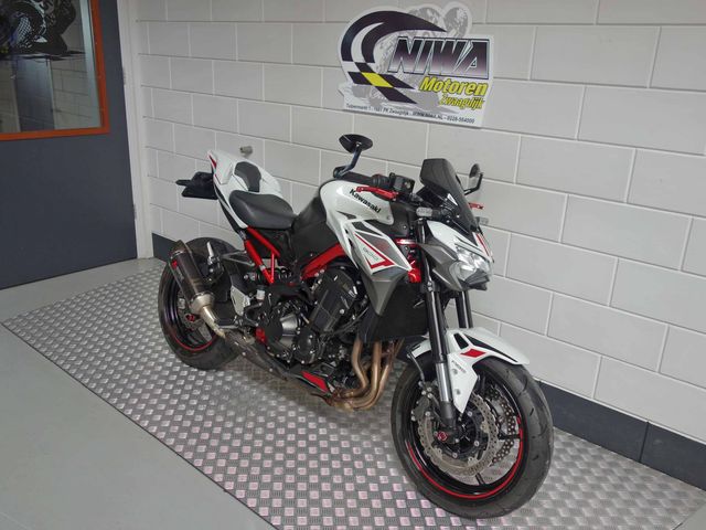kawasaki - z900