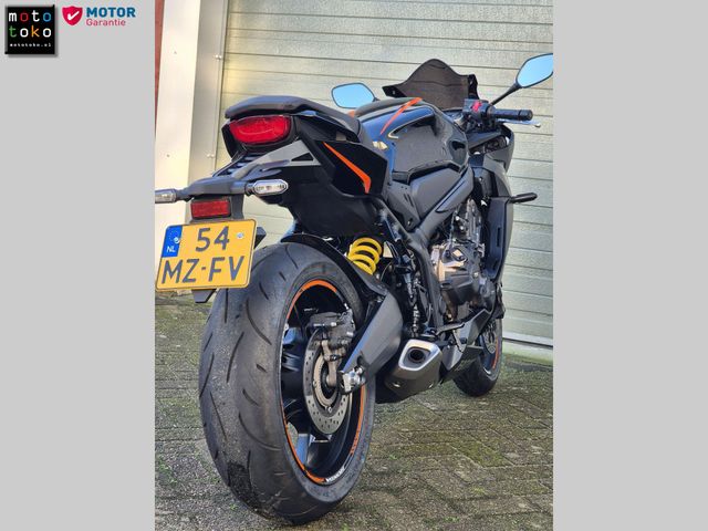 honda - cbr-650-r