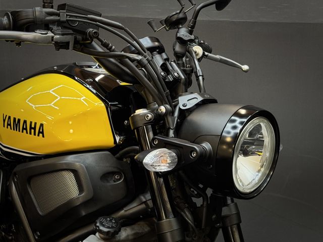 yamaha - xsr-700-abs