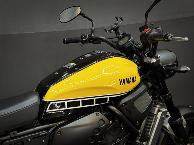 yamaha - xsr-700-abs