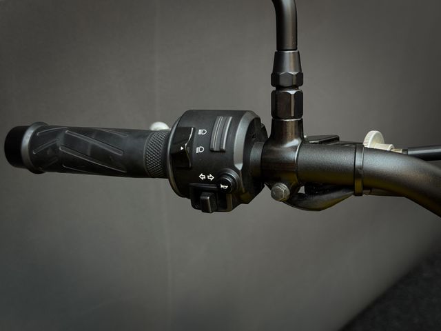 yamaha - xsr-700-abs