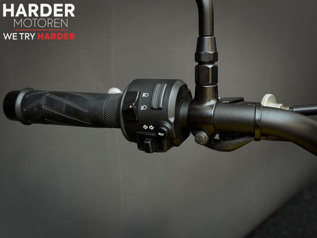 yamaha - xsr-700-abs