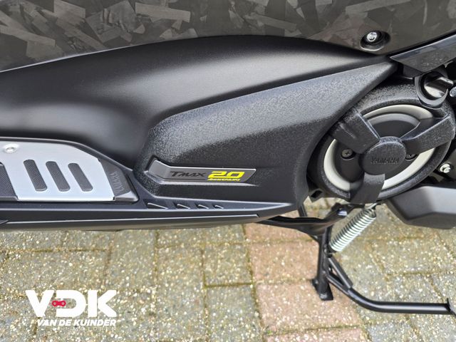 yamaha - tmax-tech-max-560