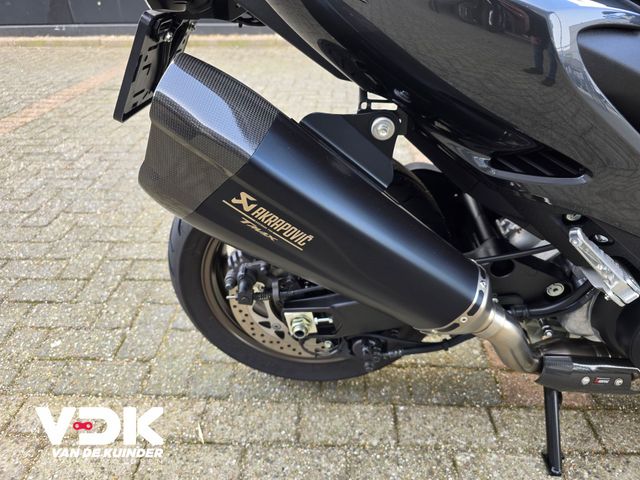 yamaha - tmax-tech-max-560