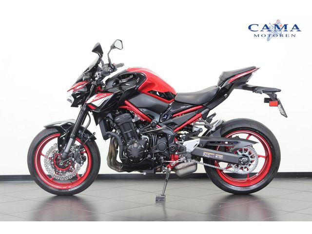 kawasaki - z900