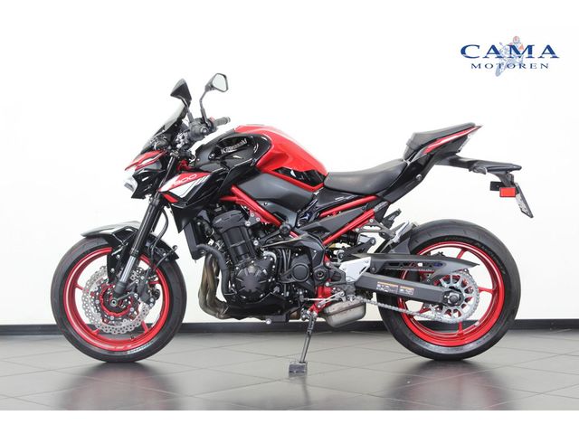 kawasaki - z900