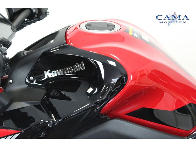kawasaki - z900