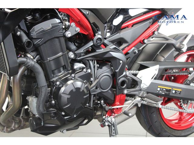 kawasaki - z900