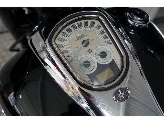 yamaha - xv-1900-midnight-star