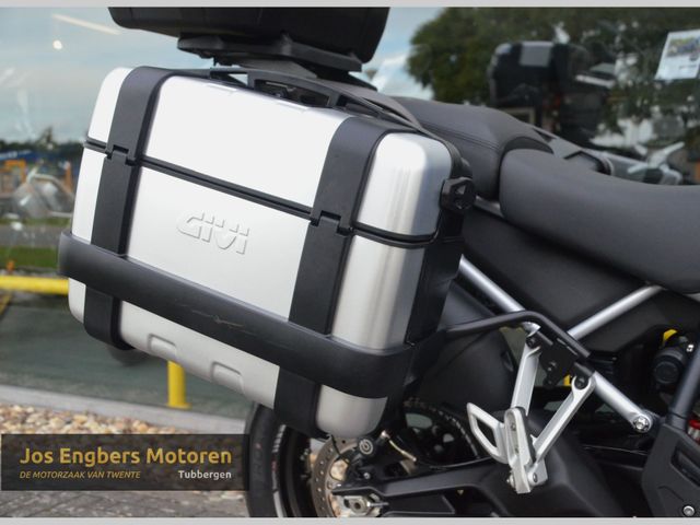 triumph - tiger-900-gt-pro