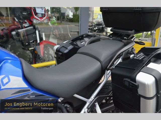 triumph - tiger-900-gt-pro
