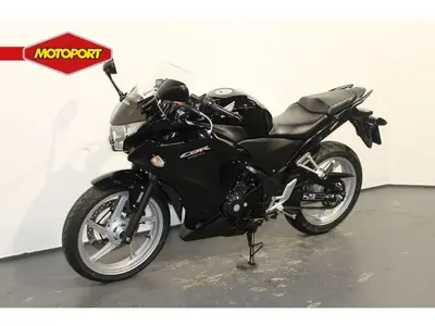 HONDA CBR 250 RR – foto 2