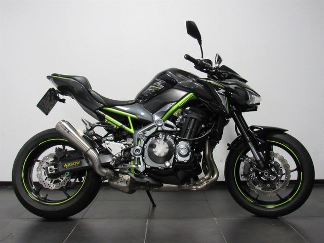 kawasaki - z900