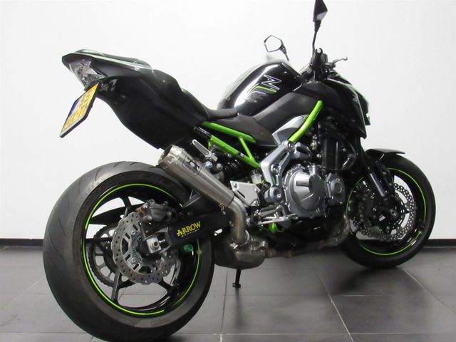 kawasaki - z900