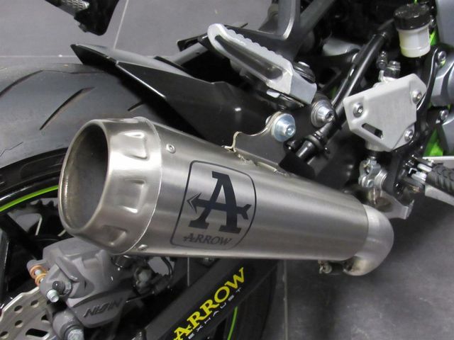 kawasaki - z900