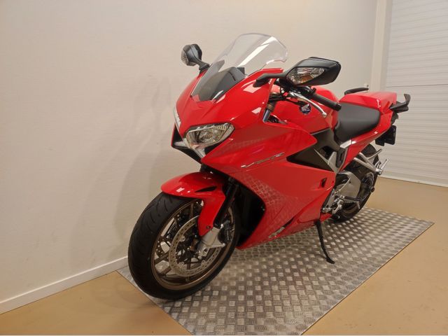 honda - vfr-800