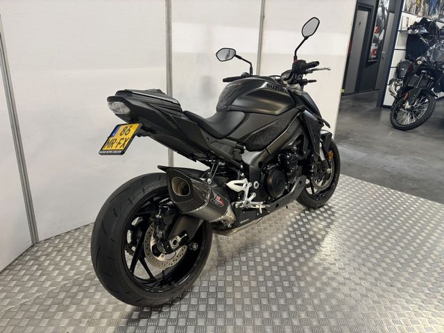 suzuki - gsx-s-950