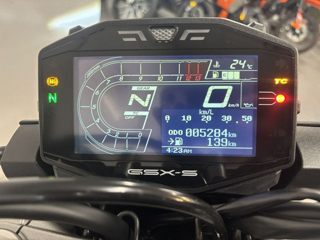 suzuki - gsx-s-950