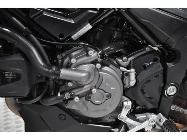 ducati - multistrada-v2-s