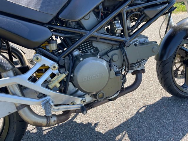 ducati - m-600-dark
