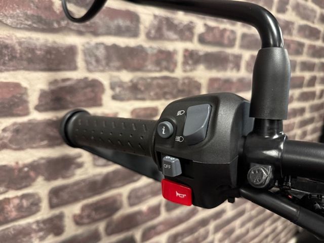 triumph - scrambler-400-x