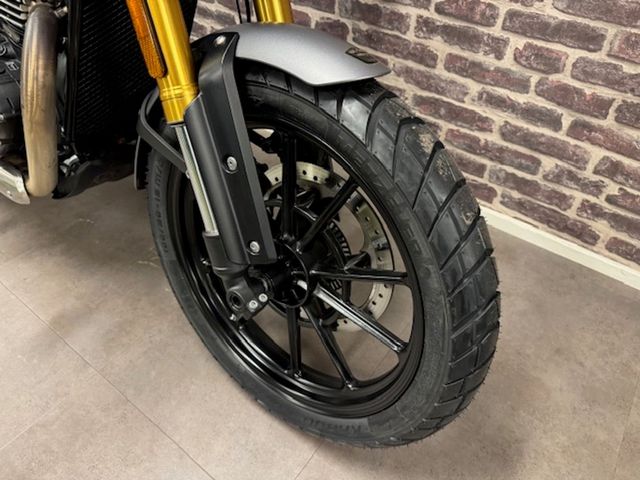 triumph - scrambler-400-x